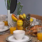 Eden Beachfront By Holidays * Corralejo