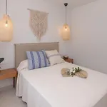 Eden Beachfront By Holidays Villa *