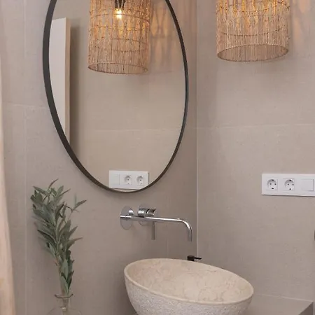 Eden Beachfront By Holidays Villa
