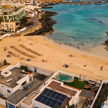 Eden Beachfront By Holidays Villa